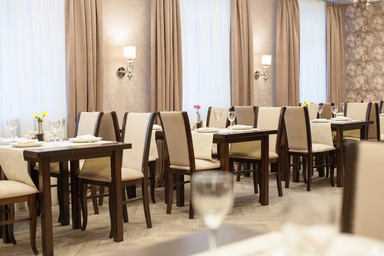 West Park Hotel Sofiivska Borshchahivka Exteriér fotografie